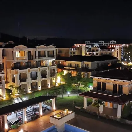 Перла Бийч Апартамент Apartment Burgas